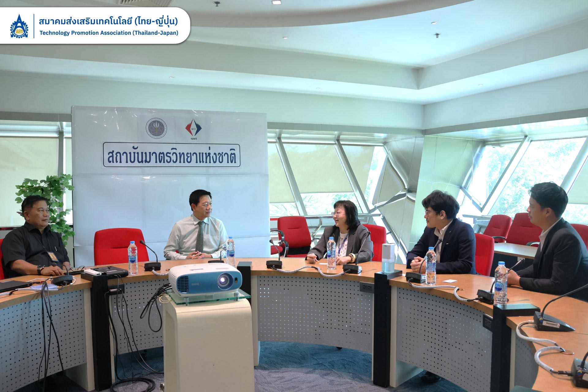タイ国家計量標準機関 (NIMT) 年末年始のご挨拶訪問