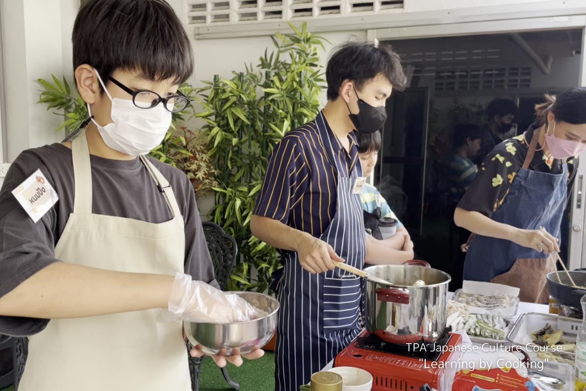 โLearning by Cooking : ข้าวแกงกะหรี่ญี่ปุ่น เทมปุระ ดังโงะ