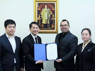 Technology Promotion Association (Thailand-Japan) by Dr. Sucharit Koonthanakulvong, President's awarded as a Jinzai Monodsukuri Taishi (Monodsukuri HR Ambassador).